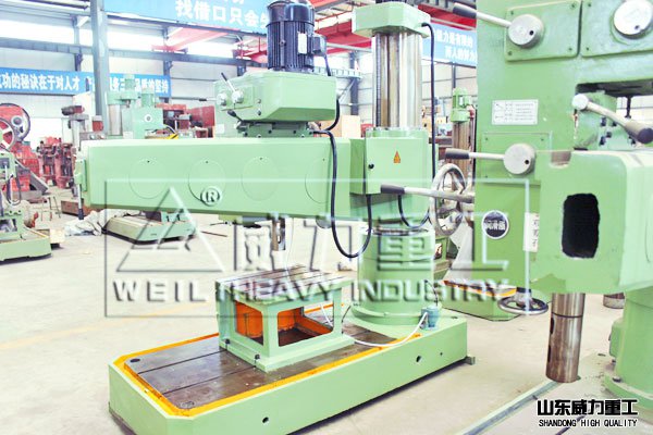 3063機械搖臂鉆床搖臂細節(jié)圖